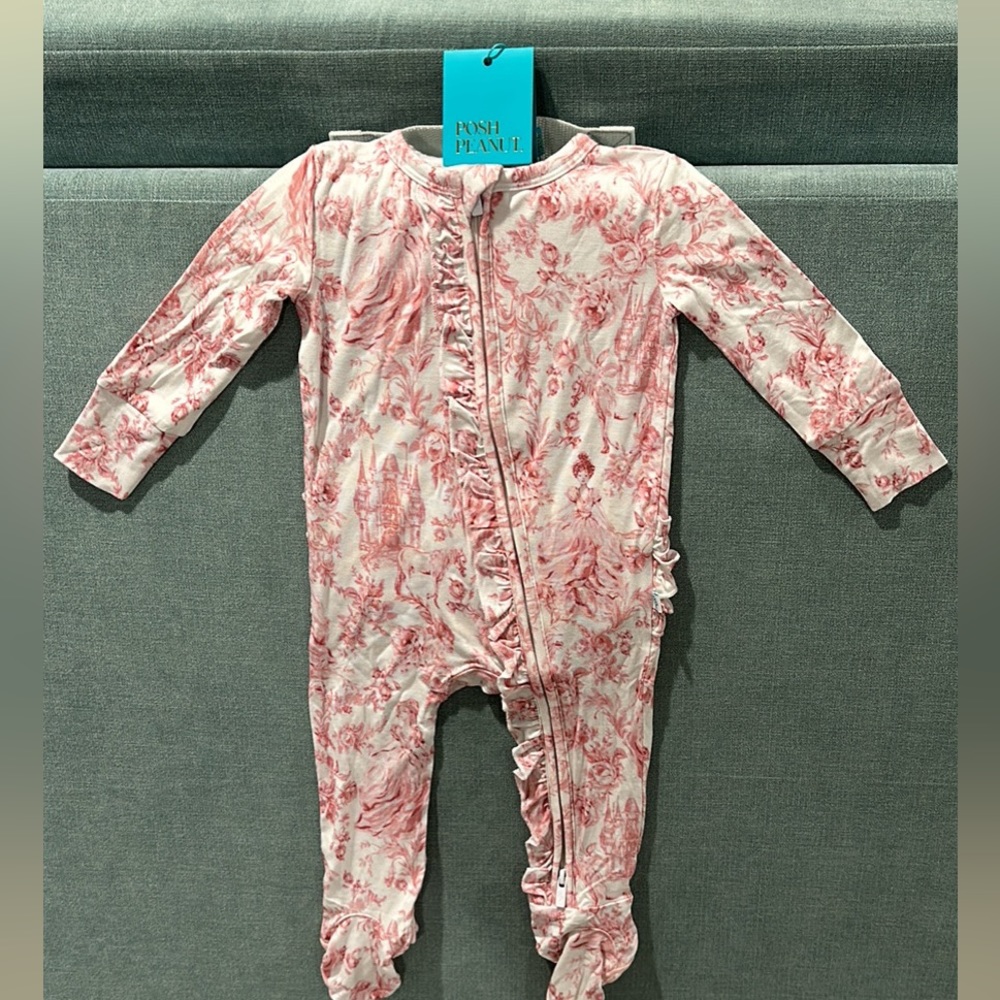 NWT POSH PEANUT Antoinette print 6-9 month ruffle footie